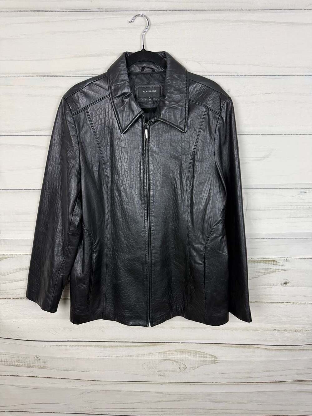 Colebrook Women's Black Textured Genuine Leather Full Zip Jacket